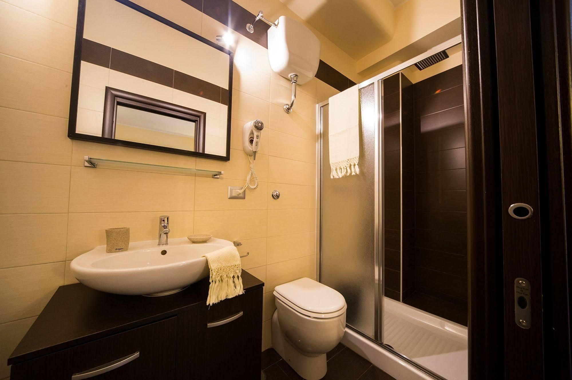 Mikale Rooms Rome Buitenkant foto