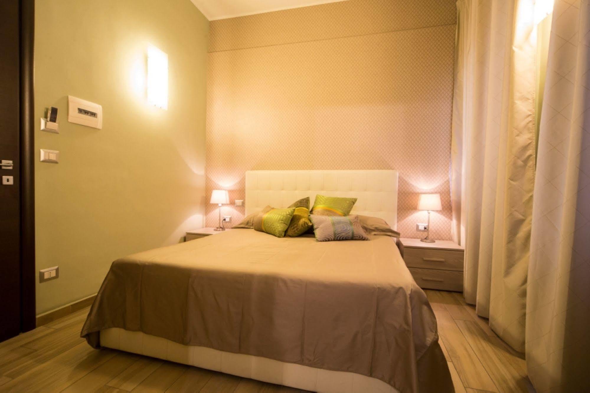 Mikale Rooms Rome Buitenkant foto